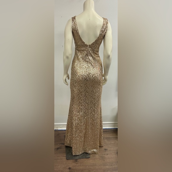 ARK &CO GOLD SEQUIN GOWN IN SIZE SMALL - Picture 6 of 7